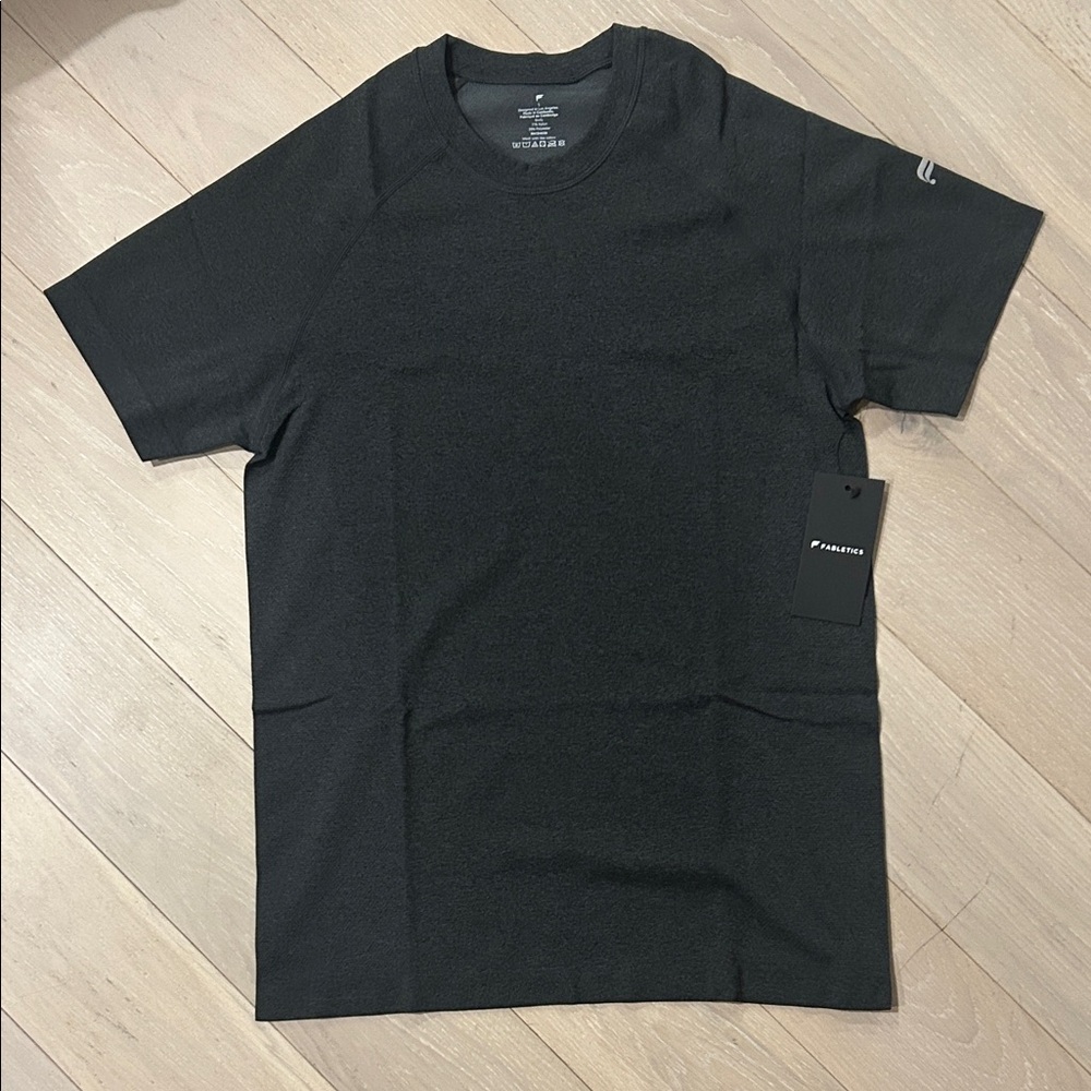 Fabletics Men’s Black Performance T-Shirt Size S NEW With Tags Athletic Tee